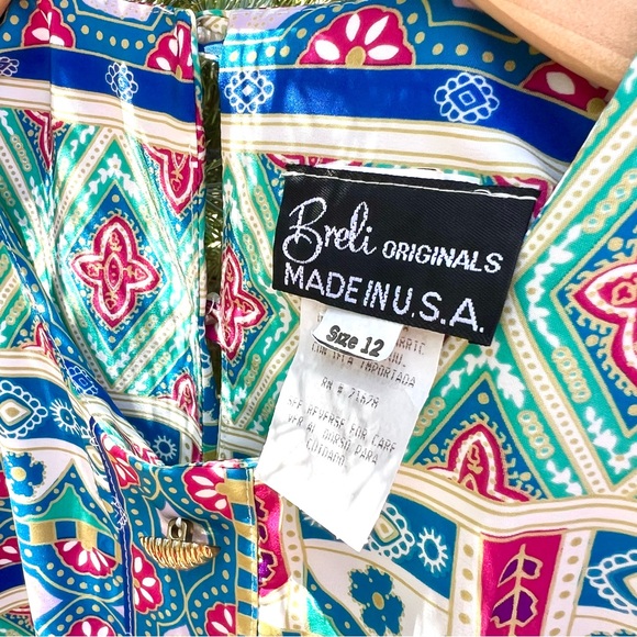 Vintage 1980s Abstract Print Pleated Dress With Matching Belt And Shoulder Pads - Picture 11 of 12